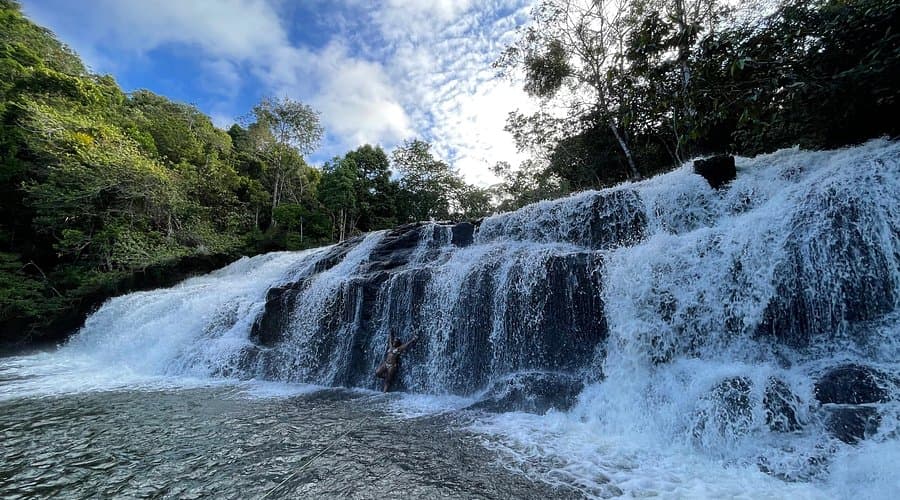 Cachoeira no caminho de Itacaré